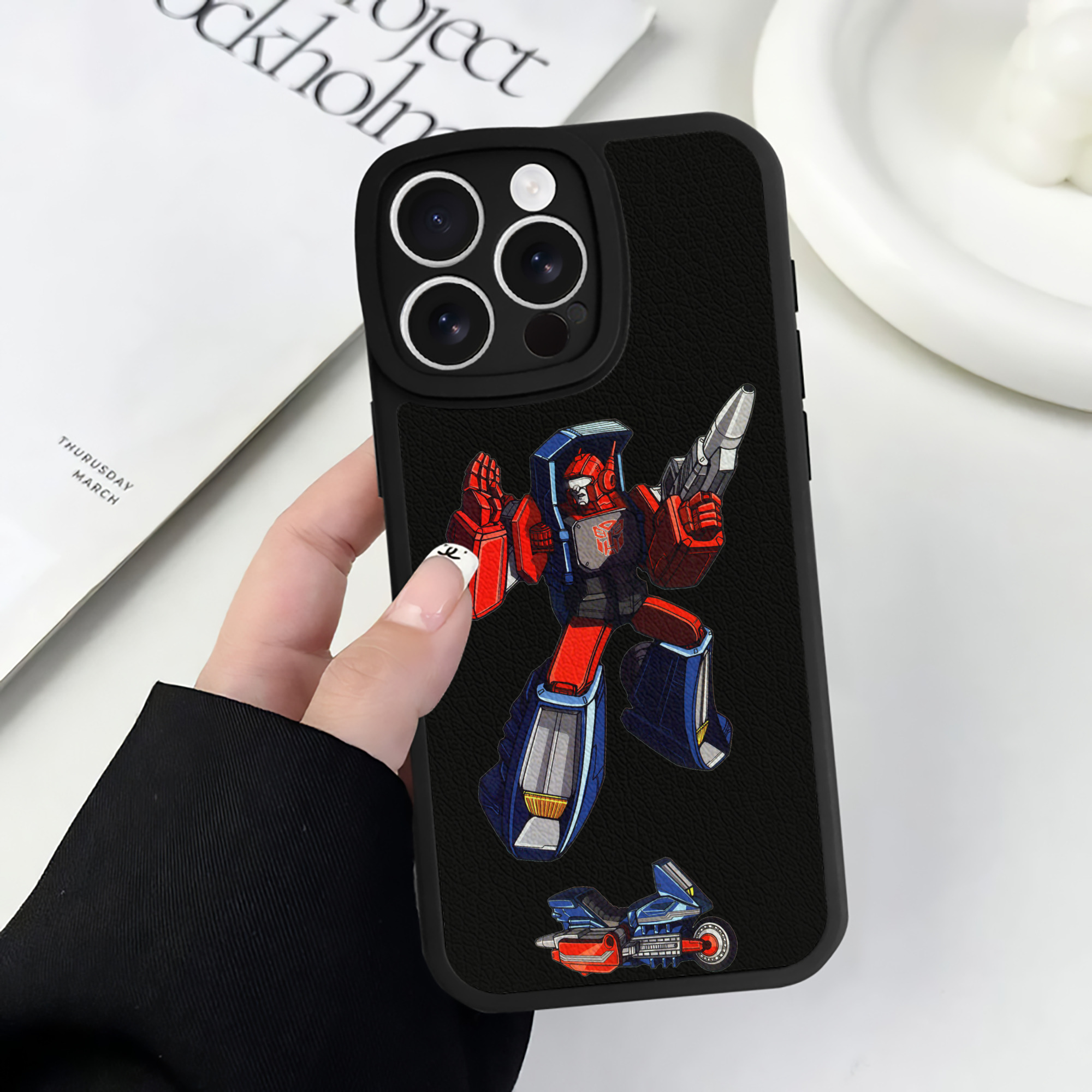 （画像用）  【iPhone 16シリーズ対応】シリコンスマホケース（レザー調） 材質：シリコン